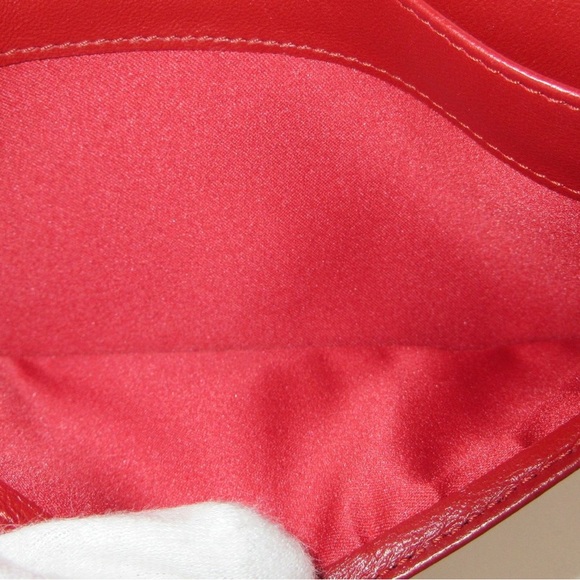 Chanel Wallet - Picture 12 of 17